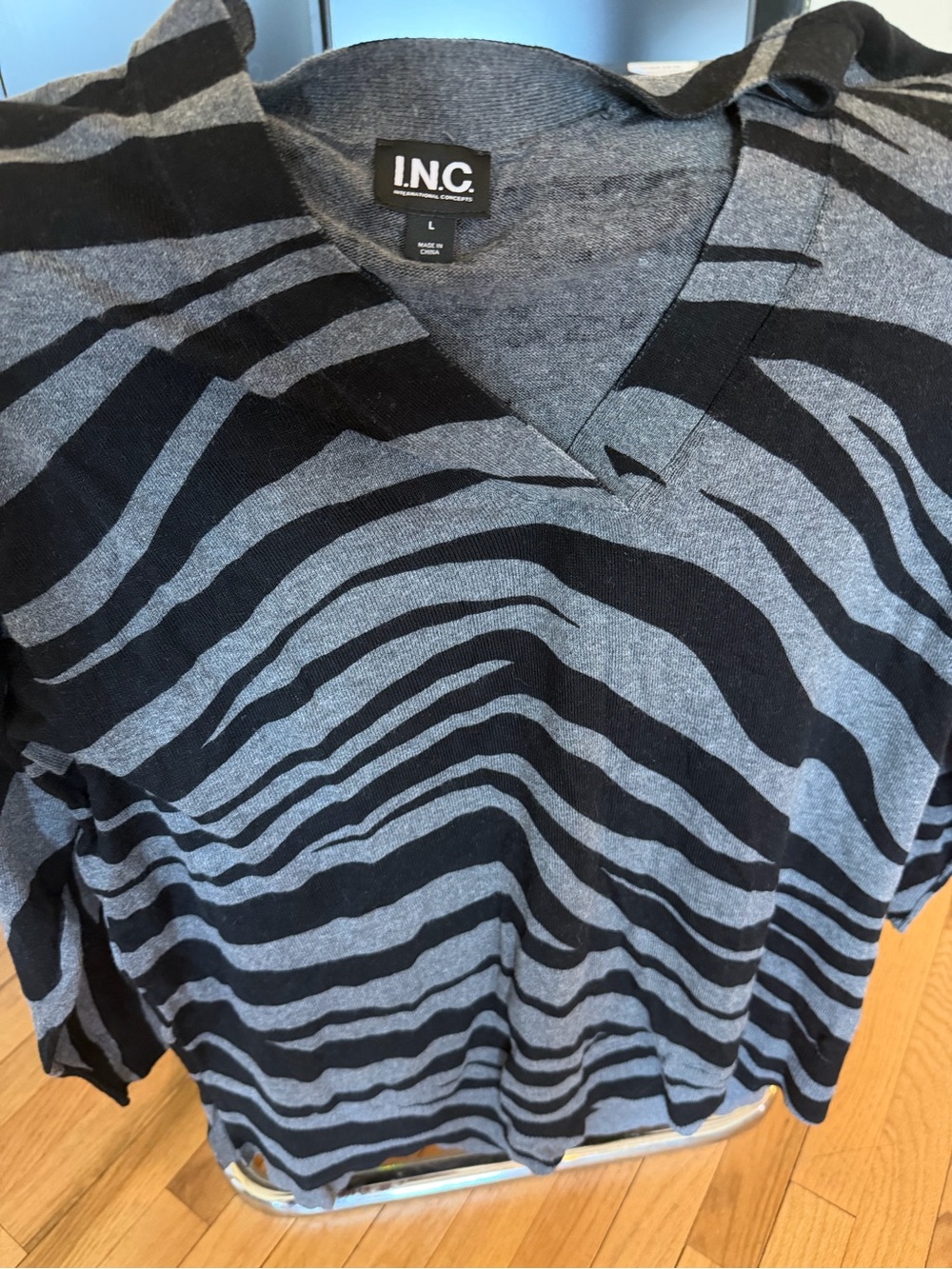 INC International Concepts Men’s Black & Gray V-Neck Zebra Stripe Shirt